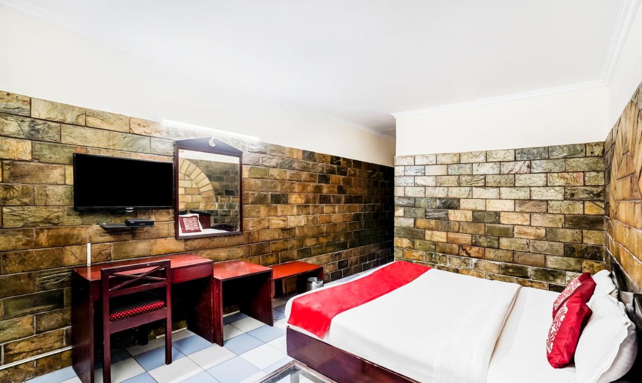 Hotel Oscar Regency Панчкула Экстерьер фото