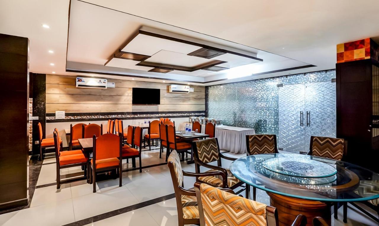 Hotel Oscar Regency Панчкула Экстерьер фото